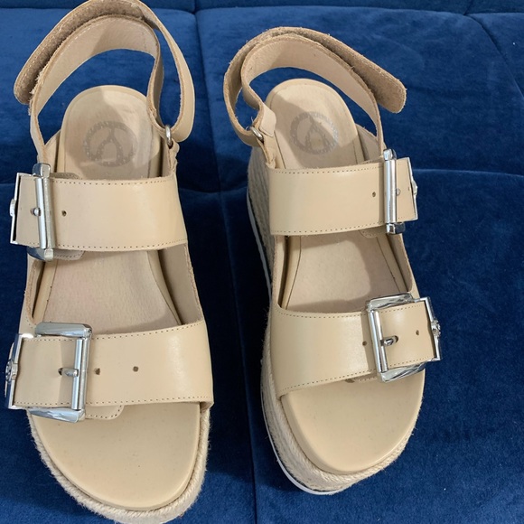 Wishbone Brown plateform sandals - Picture 2 of 3